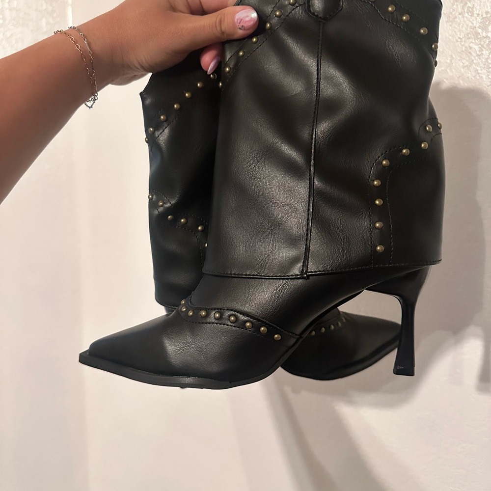 SHEIN Black Heeled Boots